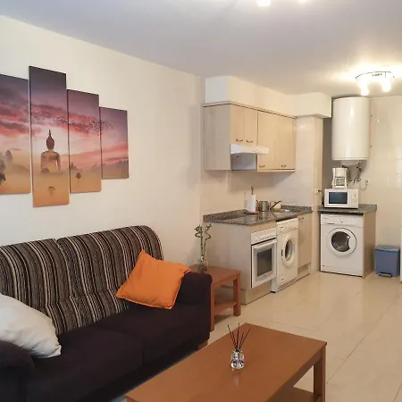 Pontigas Apartment